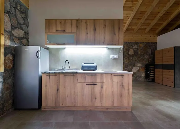 Rijeka Zeta, 别墅 波德戈里察