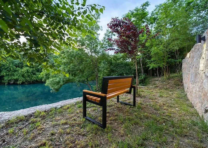 Rijeka Zeta, Vila Podgorica