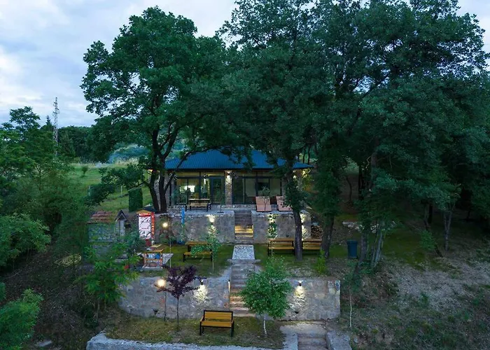 Rijeka Zeta, Vila Podgorica